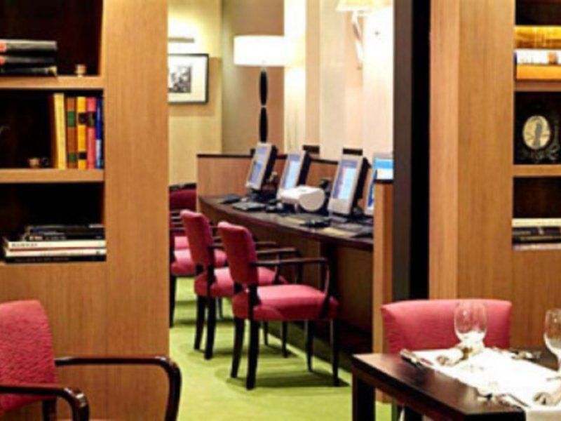 Courtyard By Marriott Brussels Ξενοδοχείο Εξωτερικό φωτογραφία