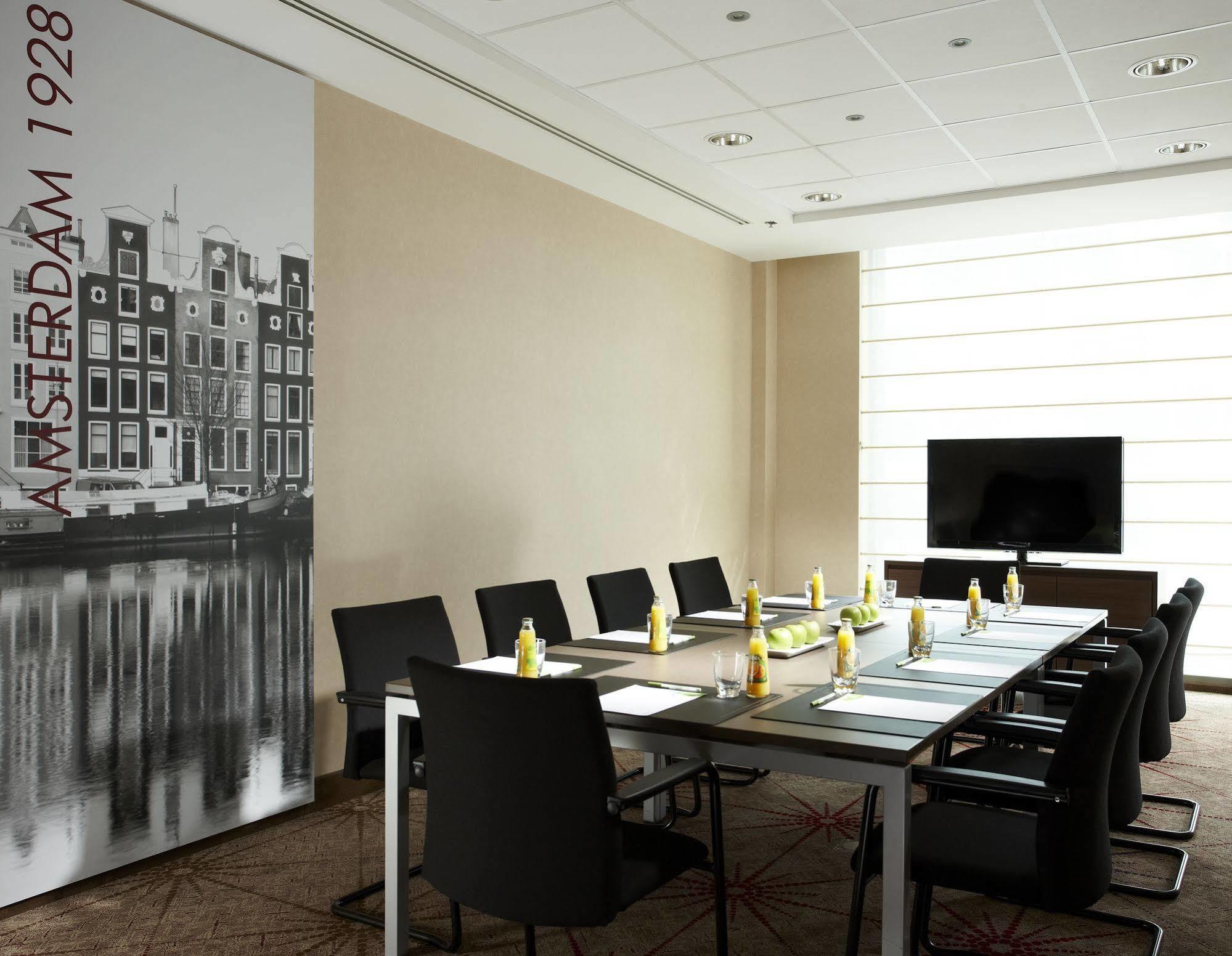 Courtyard By Marriott Brussels Ξενοδοχείο Εξωτερικό φωτογραφία